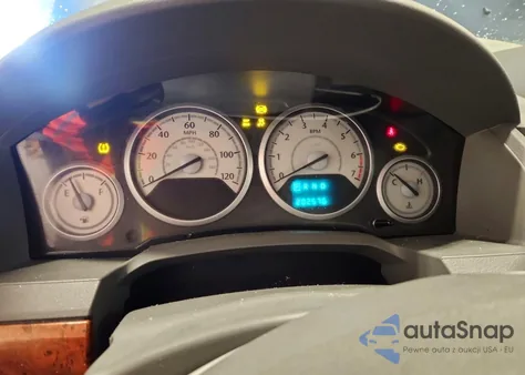 2008 Chrysler Town & Country Lx z USA, uszkodzony, nr VIN 2A8HR44HX8R618307